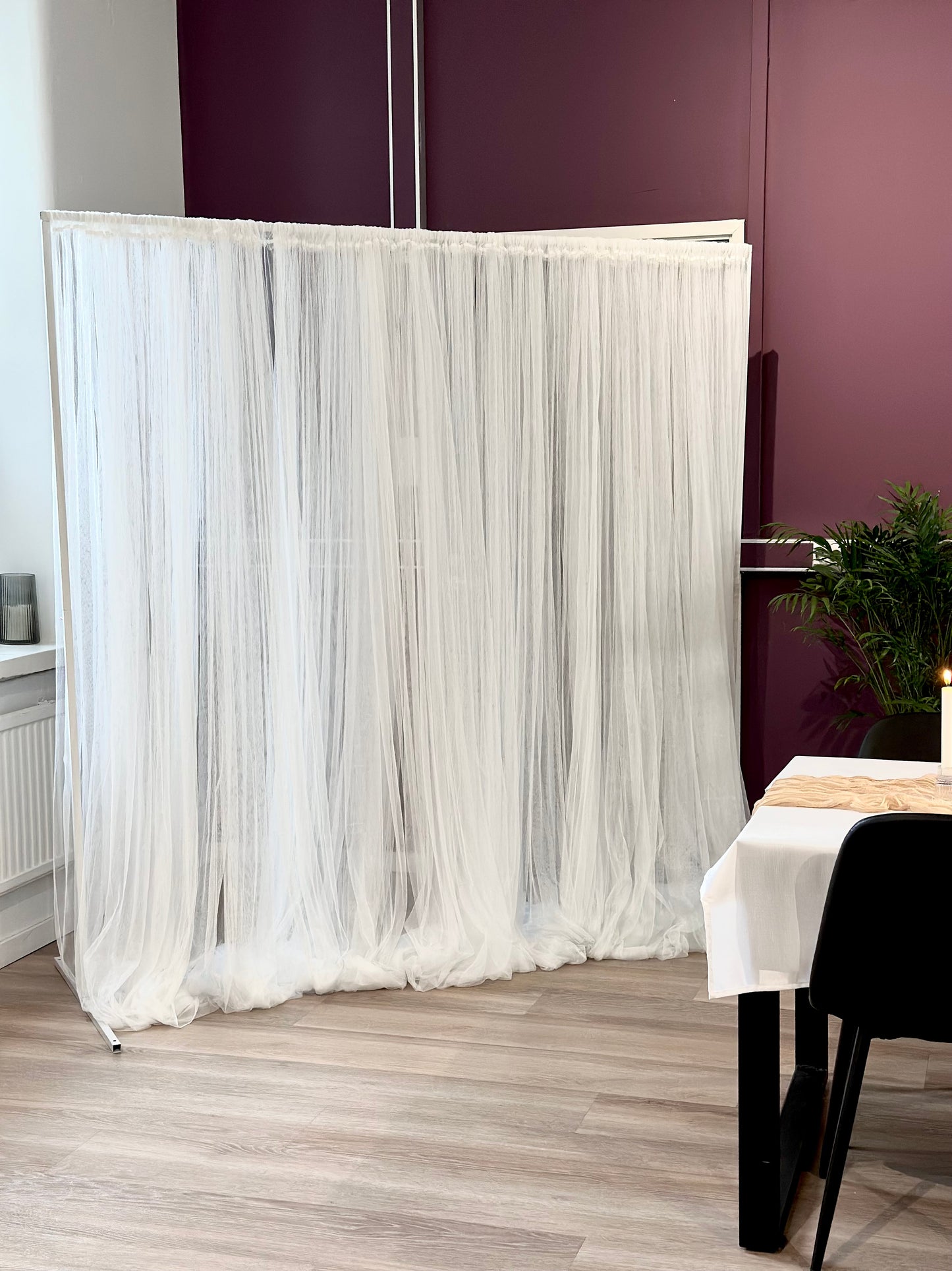 Juhlakaaren tylliverhot