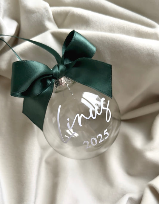 Joulupallo nimellä ja syntymävuodella