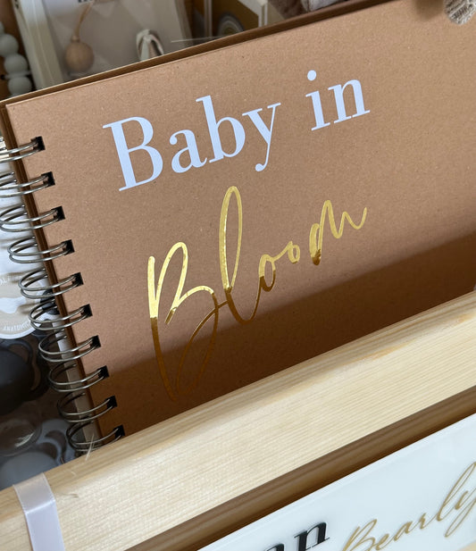Baby in bloom-tarra