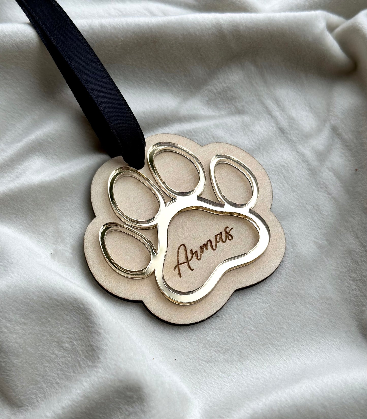 Joulukuusenkoriste lemmikille