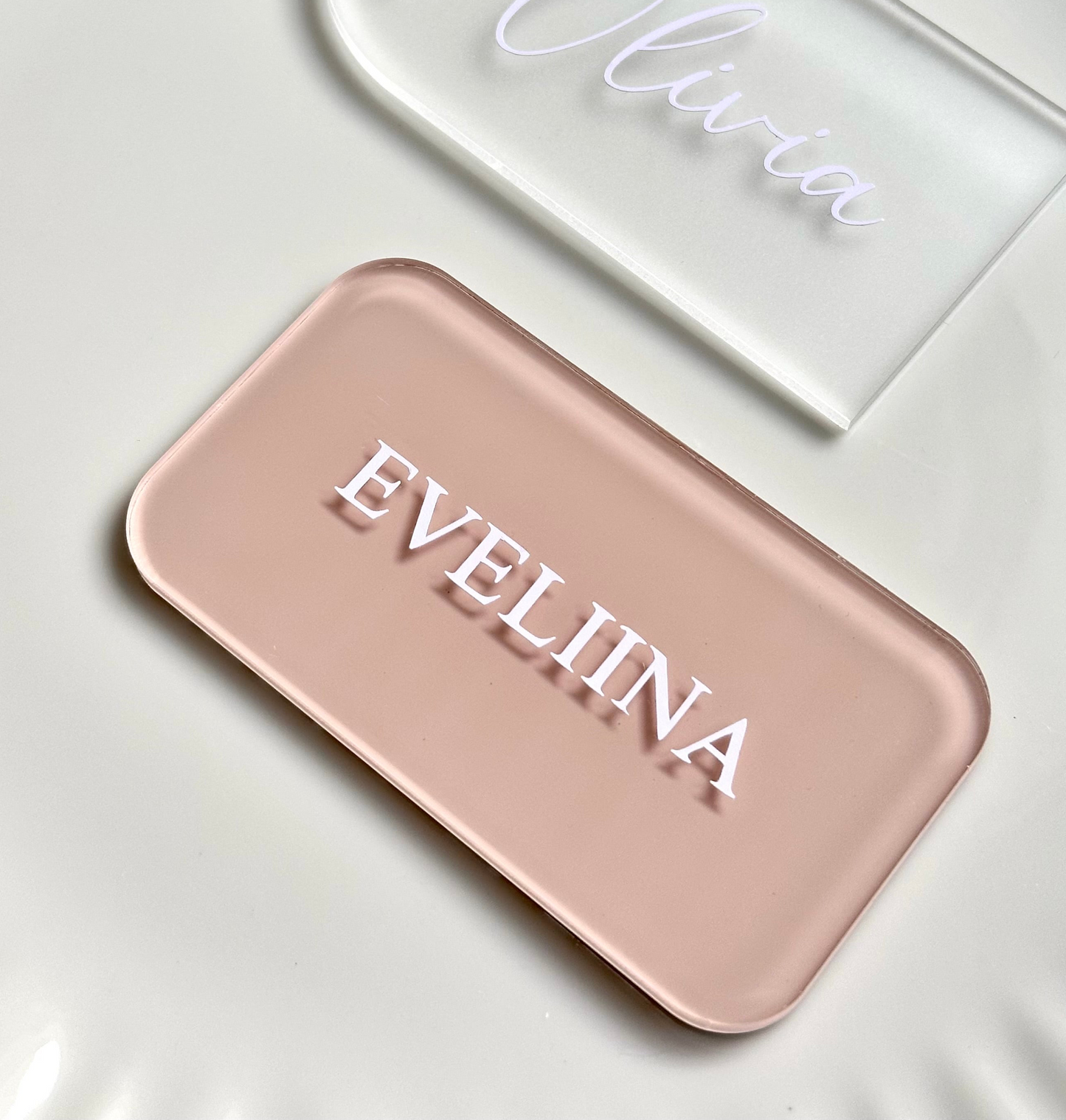 Paikkakortti pyöristetyillä kulmilla